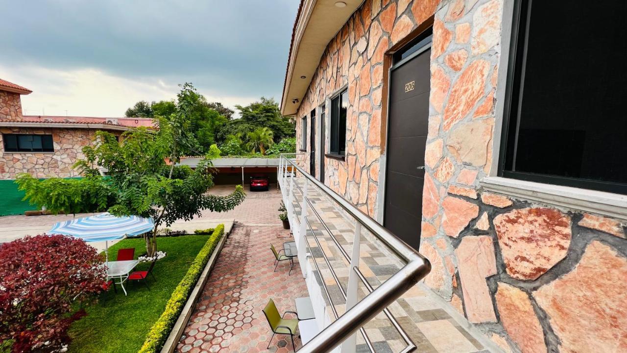 Hotel Villa Pralaya Jiutepec Esterno foto