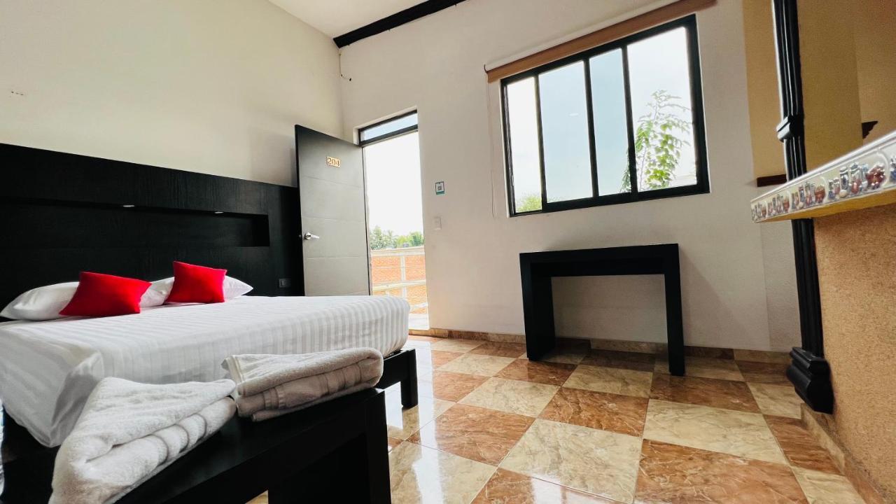 Hotel Villa Pralaya Jiutepec Esterno foto