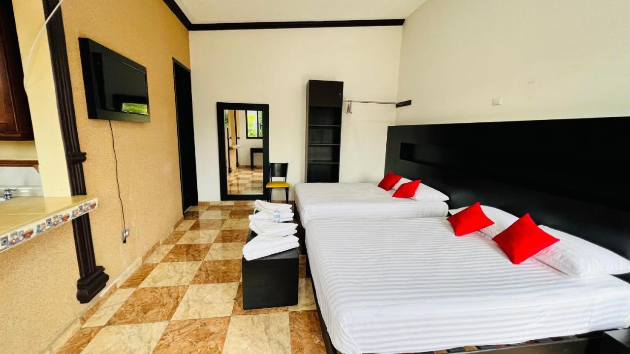 Hotel Villa Pralaya Jiutepec Esterno foto